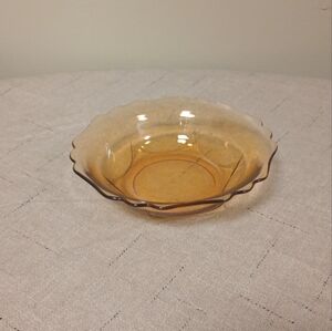 Decorative Amber Glass Dish Cambridge Glass (1901-1954)